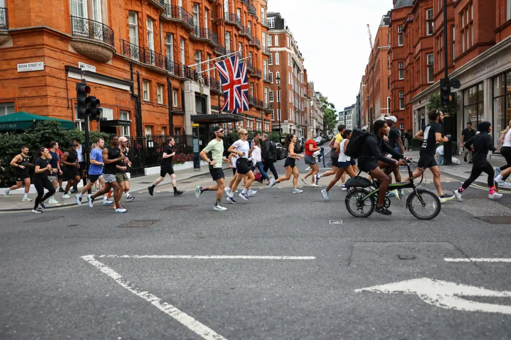 "London run club gathering for community fitness event"